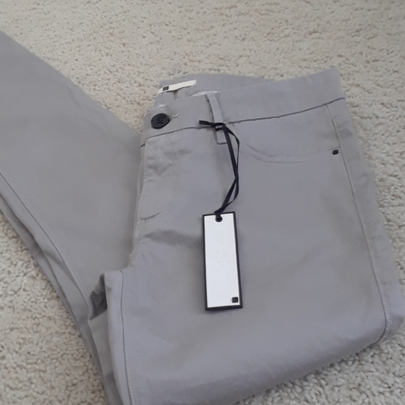 J & CO...NWT..CHINO SKINNY - Picture 7 of 7